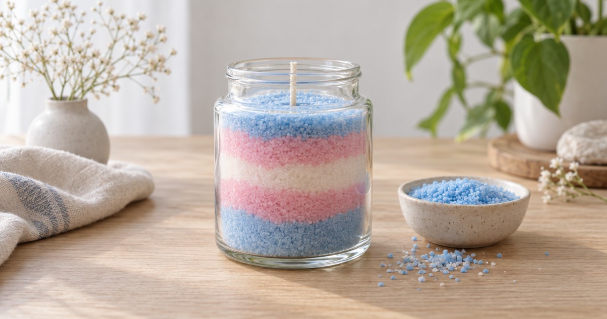 Wax sand: a candle in 10 seconds or a waste?