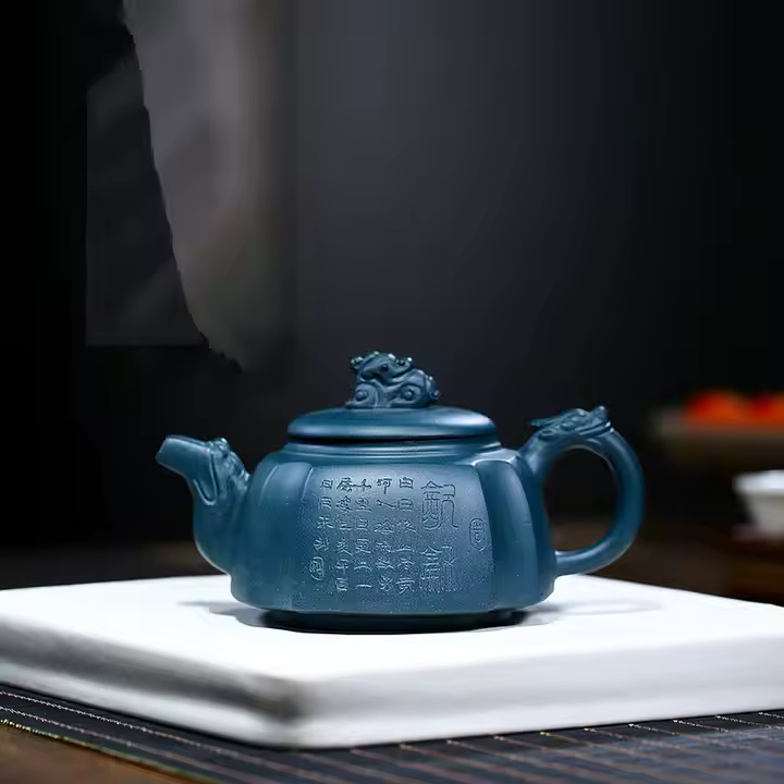 LO-37627 Teapot - Blue