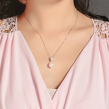 LA-3951 Necklace - White