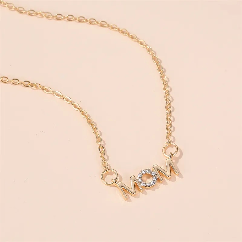 Mom Necklace - Silver